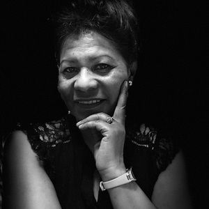 Meet your Posher, Ana